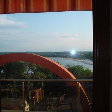 Apart Hotel Primavera 2 Primorsko Phòng bức ảnh