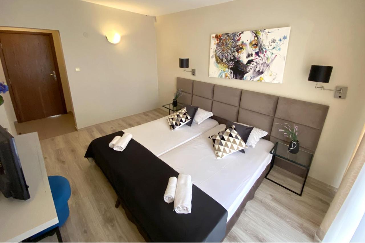 Apart Hotel Primavera 2 Primorsko Ngoại thất bức ảnh