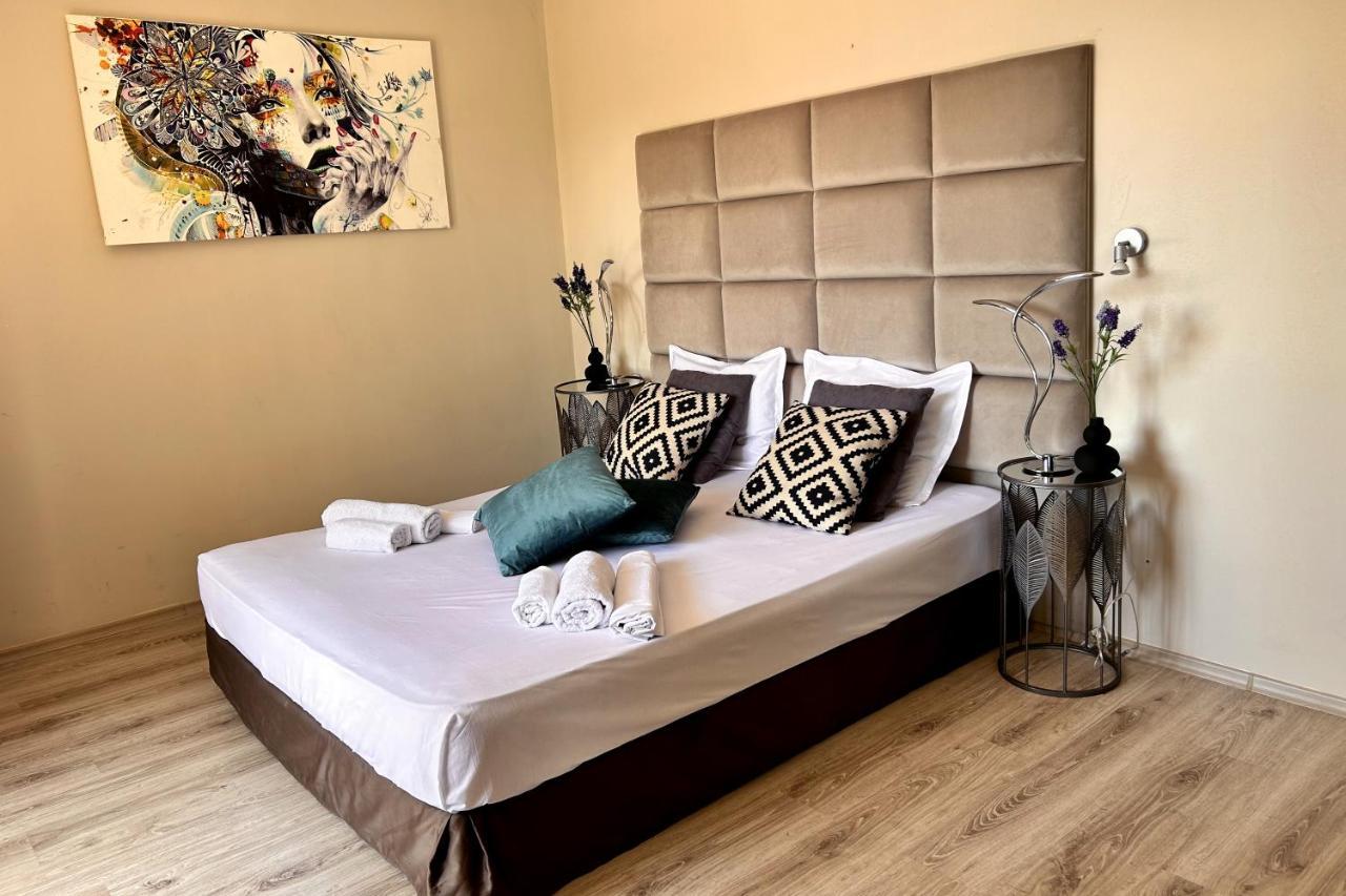 Apart Hotel Primavera 2 Primorsko Ngoại thất bức ảnh